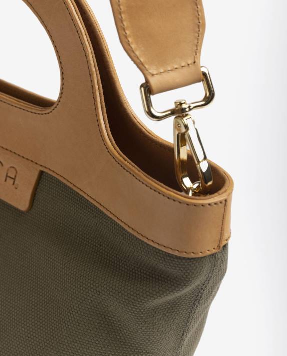 Unisa kvinnor grön handväska med styvt läderhandtag 06DT1096