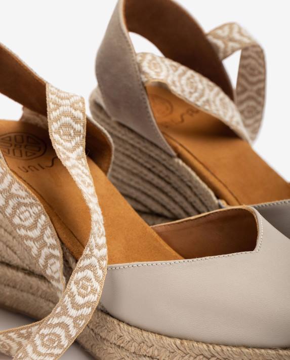 Unisa kvinnor beige espadrille i läder med knytband 06DT784