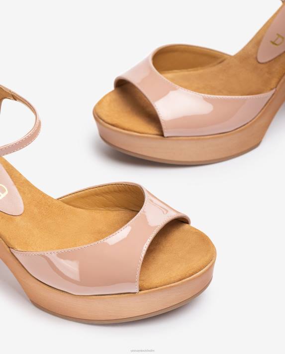 Unisa kvinnor graciös semi wedge patent sandal 06DT230