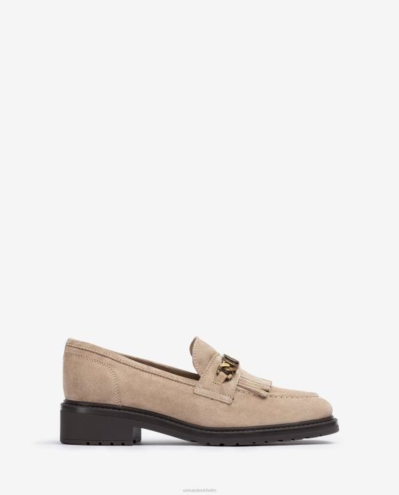 Unisa kvinnor beige loafer med metallmonogram 06DT1271