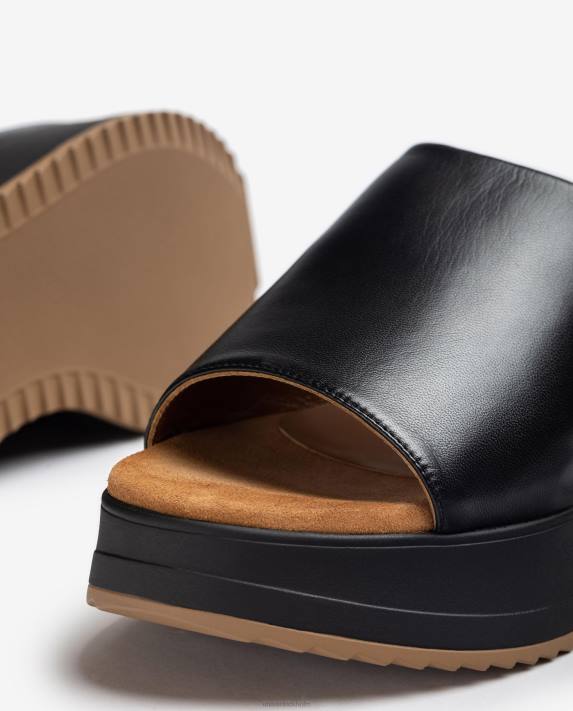 Unisa kvinnor svart sandal med kilklack och bred vamp 06DT827