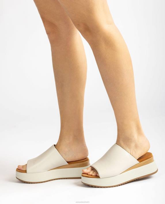 Unisa kvinnor vit sandal med kilklack och bred vamp 06DT828