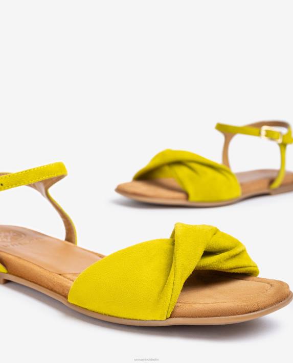 Unisa kvinnor graciös sandal med en quiltad vamp 06DT44