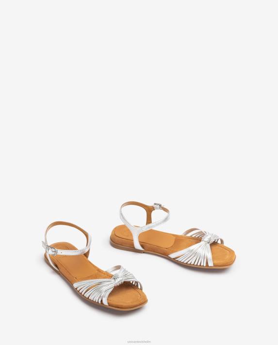 Unisa kvinnor silver platt metallisk sandal med flera remmar 06DT329
