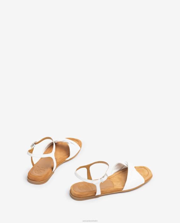 Unisa kvinnor vit sandal med en quiltad vamp 06DT79