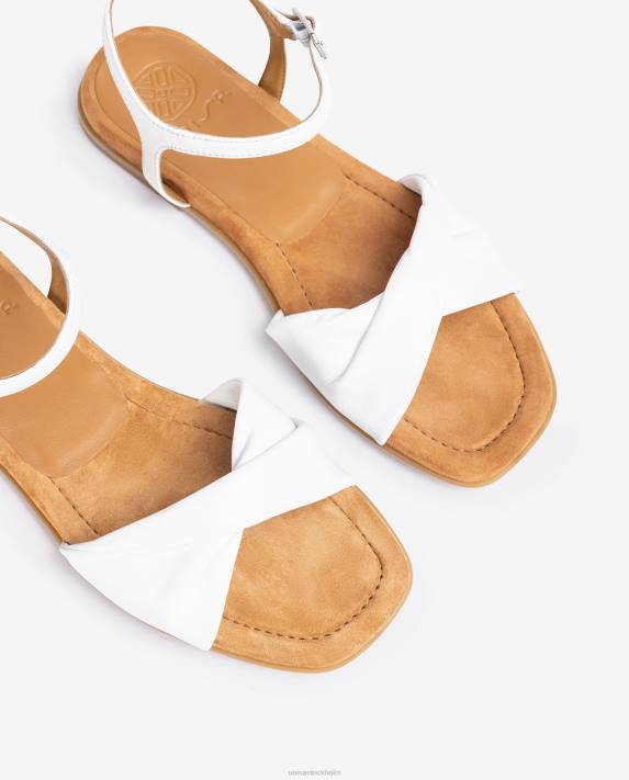 Unisa kvinnor vit sandal med en quiltad vamp 06DT79