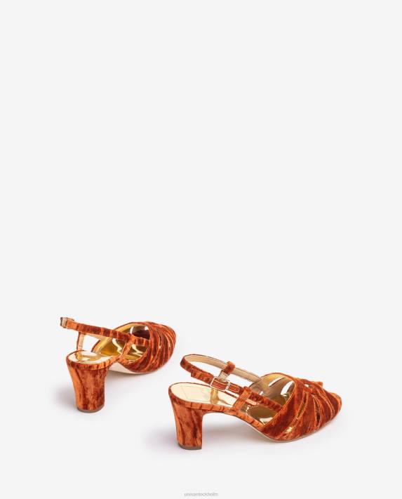 Unisa kvinnor graciös sandal gjord i sammet 06DT1318