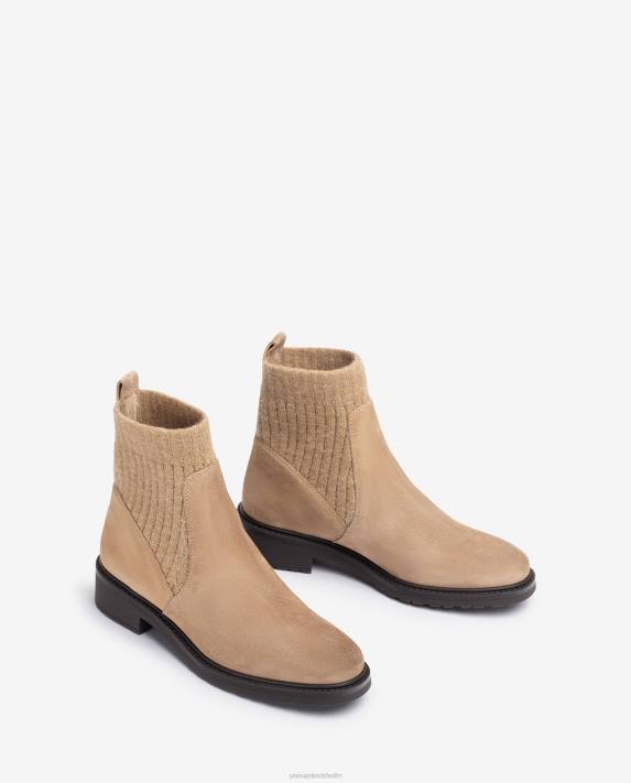 Unisa barn beige ankelboots i mocka med elastisk kvartsöverlinje 06DT891