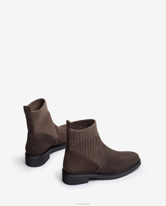 Unisa barn brun ankelboots i mocka med elastisk kvartsöverlinje 06DT892