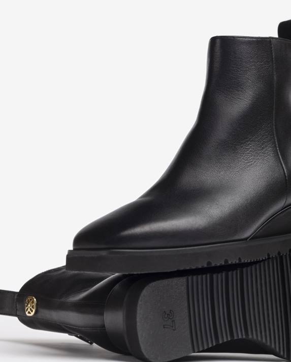 Unisa kvinnor svart ankelstövel i läder med kil 06DT911