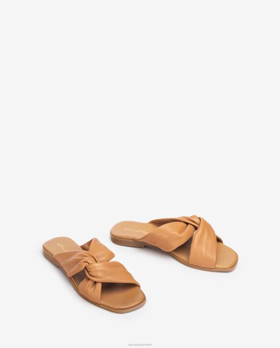 Unisa kvinnor brun platt sandal med korsband 06DT63
